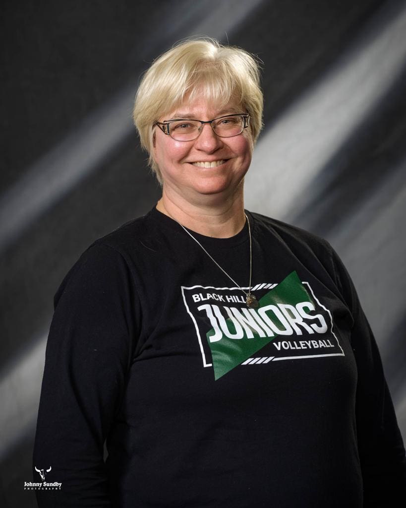 3127_Coach_Lori4x5_large